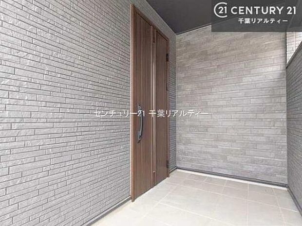 物件探しのご条件・ご要望・ご質問など、何なりと弊社スタッフまでお申し付けください!不動産に関することなら、どのようなことでも誠心誠意対応させて頂きます。