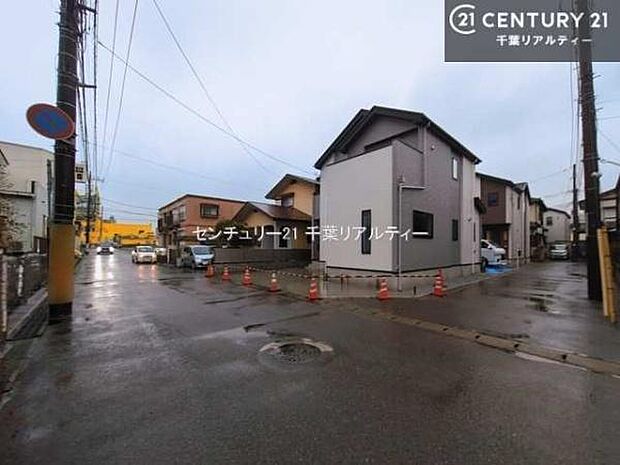 周辺環境や、お客様のご希望に合った物件も一緒にご案内を致します。住宅ローンアドバイザーによるご相談も承ります。当社はお問い合わせに即対応します!お待たせしません!