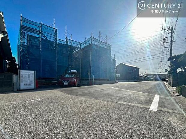 【現地販売会開催中】気になるお子様の学校までの道のりや駅までのルート、お買い物の場所などもご一緒にご案内いたします!