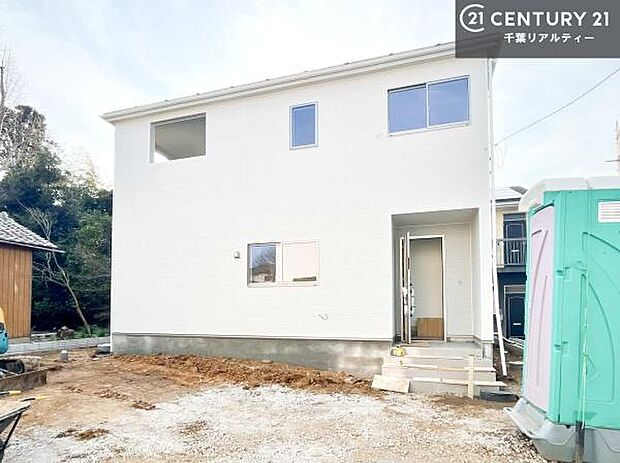 物件探しのご条件・ご要望・ご質問など、何なりと弊社スタッフまでお申し付けください!不動産に関することなら、どのようなことでも誠心誠意対応させて頂きます。