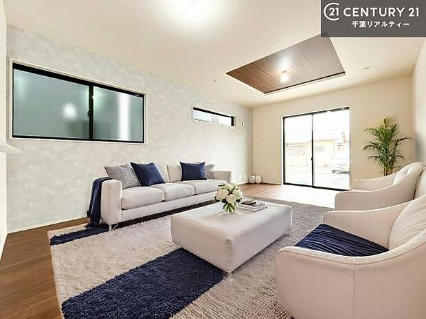 家具はCGパースです。開放感のある広々LDK!ソファーやダイニングテーブルを置いても窮屈にならないので快適に過ごせます!コミュニケーションが取りやすいリビングです!