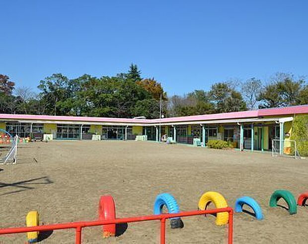 青葉台幼稚園まで425m