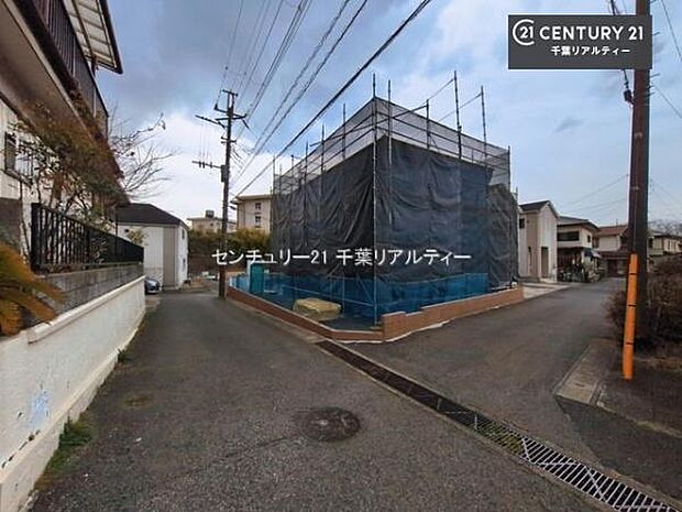 周辺環境や、お客様のご希望に合った物件も一緒にご案内を致します。住宅ローンアドバイザーによるご相談も承ります。当社はお問い合わせに即対応します!お待たせしません!