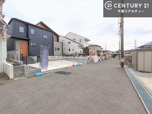 周辺環境や、お客様のご希望に合った物件も一緒にご案内を致します。住宅ローンアドバイザーによるご相談も承ります。当社はお問い合わせに即対応します!お待たせしません!