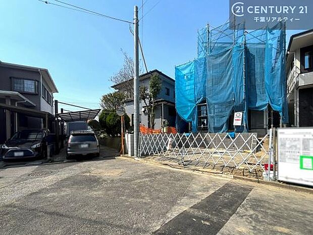 周辺環境や、お客様のご希望に合った物件も一緒にご案内を致します。住宅ローンアドバイザーによるご相談も承ります。当社はお問い合わせに即対応します!お待たせしません!