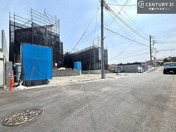 周辺環境や、お客様のご希望に合った物件も一緒にご案内を致します。住宅ローンアドバイザーによるご相談も承ります。当社はお問い合わせに即対応します!お待たせしません!