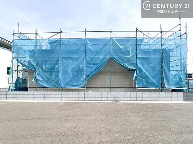 物件探しのご条件・ご要望・ご質問など、何なりと弊社スタッフまでお申し付けください!不動産に関することなら、どのようなことでも誠心誠意対応させて頂きます。