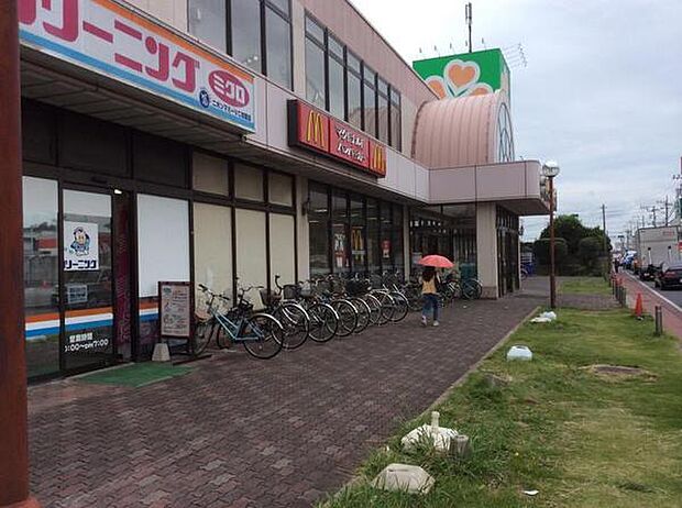 ライフ宮野木店まで400m