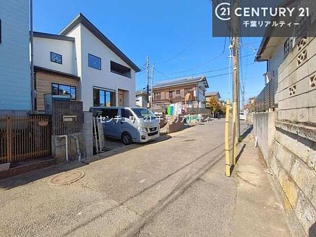 周辺環境や、お客様のご希望に合った物件も一緒にご案内を致します。住宅ローンアドバイザーによるご相談も承ります。当社はお問い合わせに即対応します!お待たせしません!