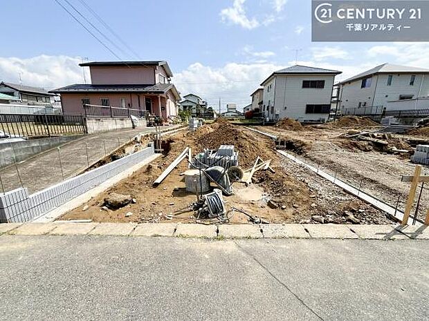 当日のご内覧も随時承っております！店舗駐車場完備＆お子さまも楽しく過ごせるキッズスペースあり!ぜひご家族そろってお気軽にお越しください！