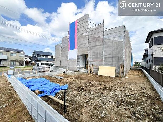 物件探しのご条件・ご要望・ご質問など、何なりと弊社スタッフまでお申し付けください!不動産に関することなら、どのようなことでも誠心誠意対応させて頂きます。