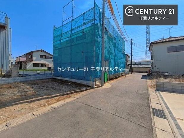 周辺環境や、お客様のご希望に合った物件も一緒にご案内を致します。住宅ローンアドバイザーによるご相談も承ります。当社はお問い合わせに即対応します!お待たせしません!