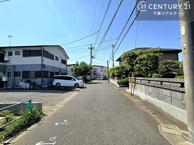 心ゆくまで現地をご覧いただけるよう、即日案内のご用意も整えております。お気軽にお問い合わせの上、理想の暮らしへの一歩をお進めください!