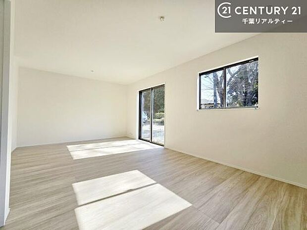 心地良いリビングは家族が自然と集まります。家族団欒の時間が増えそうです。ご家族と、より一層充実した時間を過ごせそうですね。