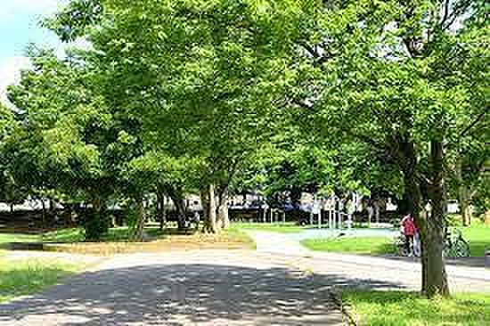 蔵波公園まで560m