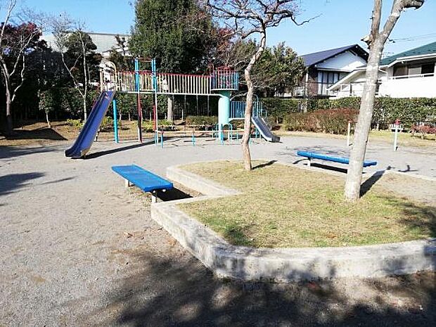 大山公園まで1449m