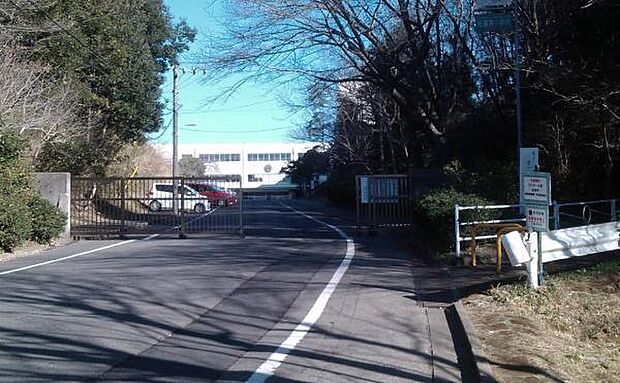 佐倉市立佐倉東小学校まで916m