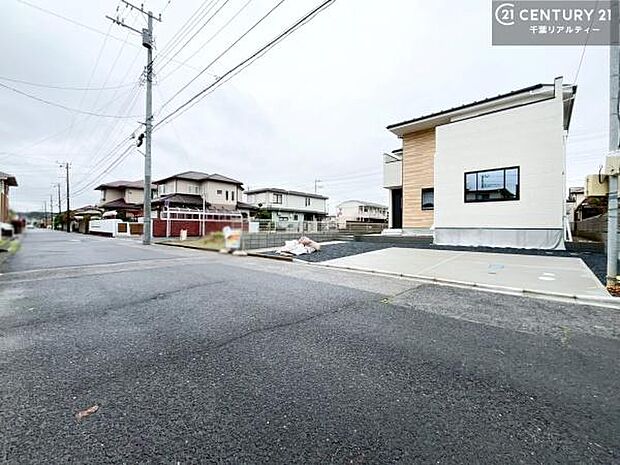 住宅ローンや購入資金に関するご相談も、いつでも承っております。初めての方でも安心して進められるよう、丁寧にサポートいたします。