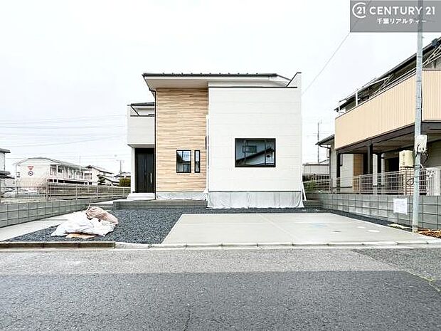 当日のご見学や資料請求もすぐにご対応いたしますので、ぜひお気軽にお問合せください。実際に現地をご覧いただくと、写真では伝わらない魅力を必ず実感していただけます。