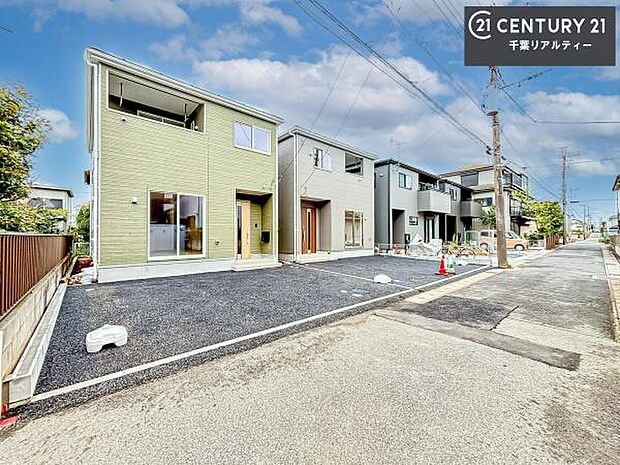 周辺環境や、お客様のご希望に合った物件も一緒にご案内を致します。住宅ローンアドバイザーによるご相談も承ります。当社はお問い合わせに即対応します!お待たせしません!