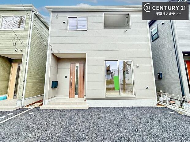 ご連絡いただけましたら、当日のご案内も可能です。写真だけでは分からない明るさや開放感、住み心地の良さをぜひ現地にてご確認ください。新しい暮らしの第一歩を、ぜひこの機会にご体感ください。