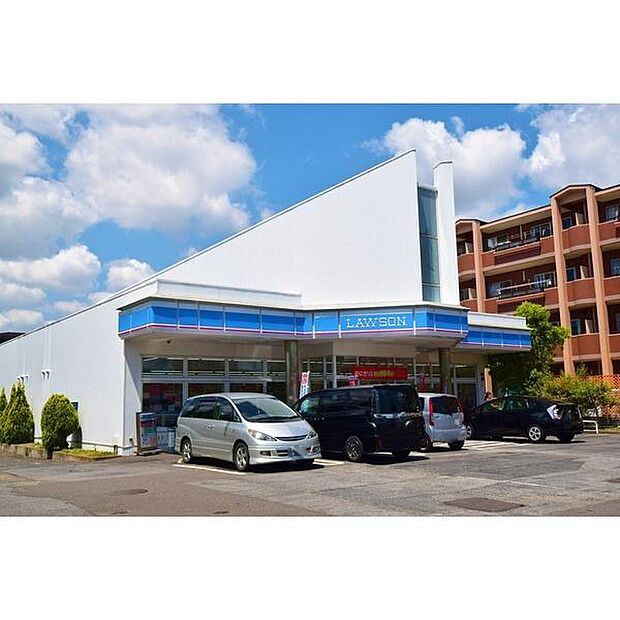ローソン千葉あすみが丘四丁目店まで369m