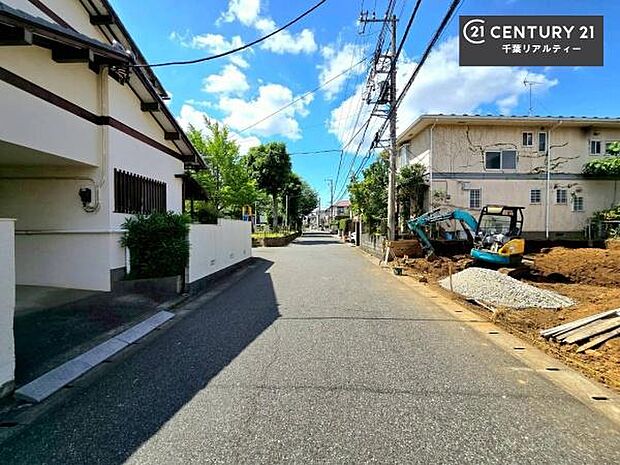 周辺環境や、お客様のご希望に合った物件も一緒にご案内を致します。住宅ローンアドバイザーによるご相談も承ります。当社はお問い合わせに即対応します!お待たせしません!