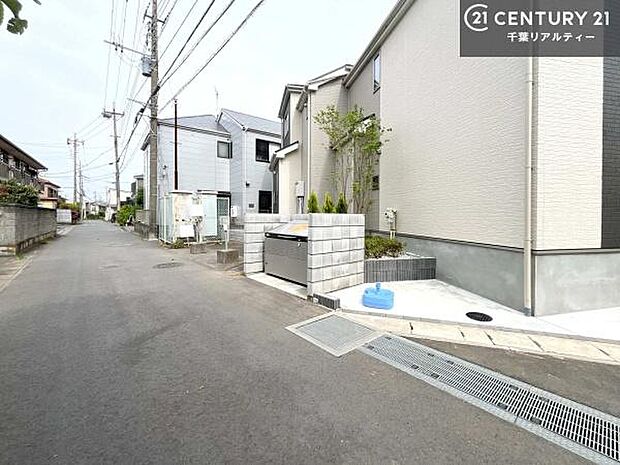 周辺環境や、お客様のご希望に合った物件も一緒にご案内を致します。住宅ローンアドバイザーによるご相談も承ります。当社はお問い合わせに即対応します！お待たせしません！