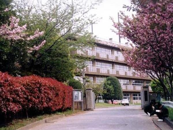 千葉市立天戸中学校まで2265m