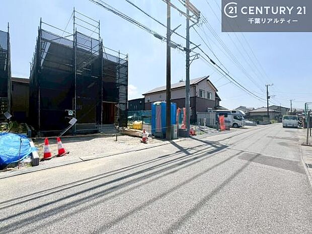 周辺環境や、お客様のご希望に合った物件も一緒にご案内を致します。住宅ローンアドバイザーによるご相談も承ります。当社はお問い合わせに即対応します!お待たせしません!