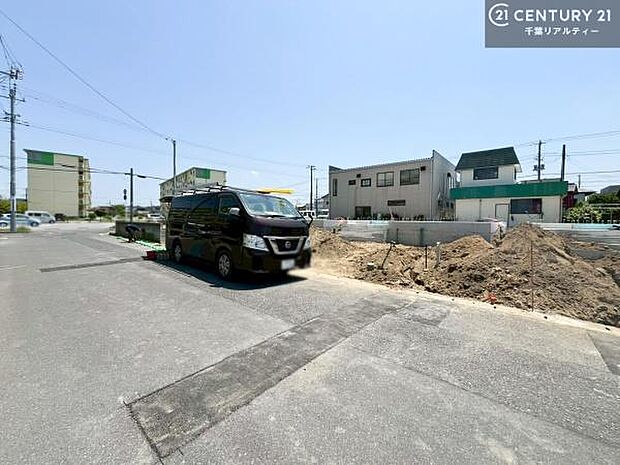 周辺環境や、お客様のご希望に合った物件も一緒にご案内を致します。住宅ローンアドバイザーによるご相談も承ります。当社はお問い合わせに即対応します!お待たせしません!