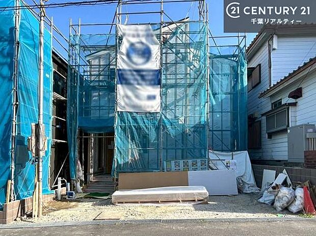 建築途中だからこそ分かる構造のしっかりさ。完成後は理想の住まいとしてお迎えします。これから仕上がる内装にも注目！新生活が楽しみになる住まいです。