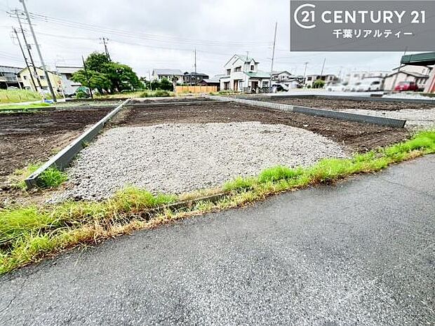 心ゆくまで現地をご覧いただけるよう、即日案内のご用意も整えております。お気軽にお問い合わせの上、理想の暮らしへの一歩をお進めください!