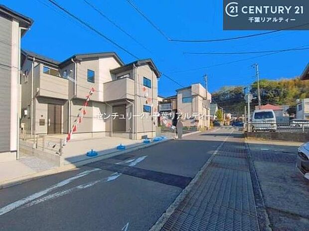 周辺環境や、お客様のご希望に合った物件も一緒にご案内を致します。住宅ローンアドバイザーによるご相談も承ります。当社はお問い合わせに即対応します!お待たせしません!