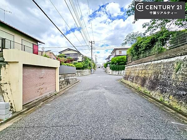 周辺環境や、お客様のご希望に合った物件も一緒にご案内を致します。住宅ローンアドバイザーによるご相談も承ります。当社はお問い合わせに即対応します！お待たせしません！