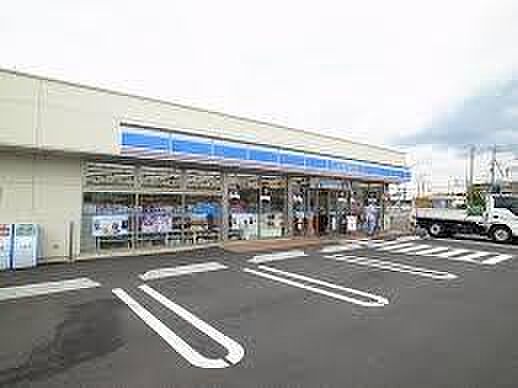 ローソン千葉浜野町店まで1368m