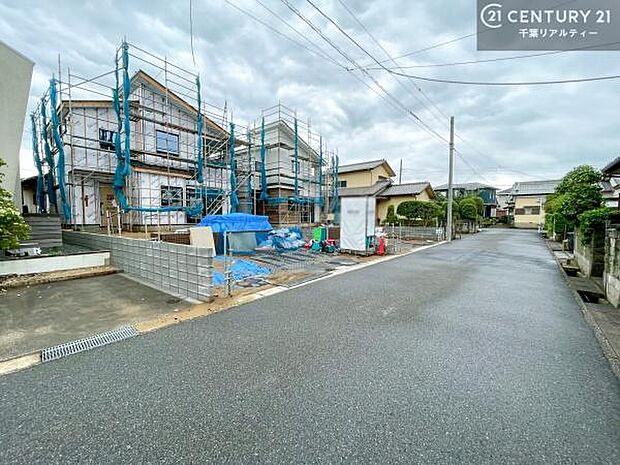 気になるお子様の学校までの道のりや駅までのルート、お買い物の場所などもご一緒にご案内いたします！