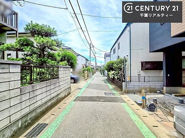 周辺環境や、お客様のご希望に合った物件も一緒にご案内を致します。住宅ローンアドバイザーによるご相談も承ります。当社はお問い合わせに即対応します!お待たせしません!