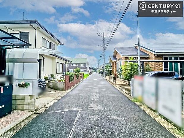周辺環境や、お客様のご希望に合った物件も一緒にご案内を致します。住宅ローンアドバイザーによるご相談も承ります。当社はお問い合わせに即対応します!お待たせしません!