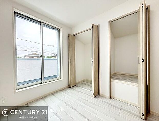 全居室に収納スペースを確保した、暮らしやすさに配慮された住まい。収納場所に困りにくく、整理整頓しやすい快適な住空間です。