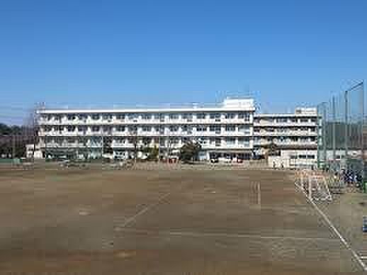 千葉市立緑が丘中学校まで1026m