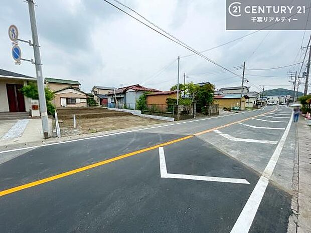 周辺環境や、お客様のご希望に合った物件も一緒にご案内を致します。住宅ローンアドバイザーによるご相談も承ります。当社はお問い合わせに即対応します!お待たせしません!
