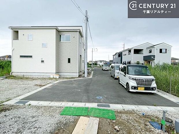 周辺環境や、お客様のご希望に合った物件も一緒にご案内を致します。住宅ローンアドバイザーによるご相談も承ります。当社はお問い合わせに即対応します!お待たせしません!