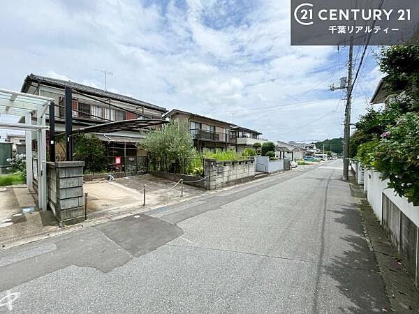 周辺環境や、お客様のご希望に合った物件も一緒にご案内を致します。住宅ローンアドバイザーによるご相談も承ります。当社はお問い合わせに即対応します！お待たせしません！