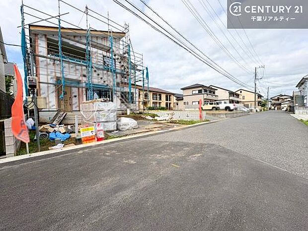 周辺環境や、お客様のご希望に合った物件も一緒にご案内を致します。住宅ローンアドバイザーによるご相談も承ります。当社はお問い合わせに即対応します!お待たせしません!