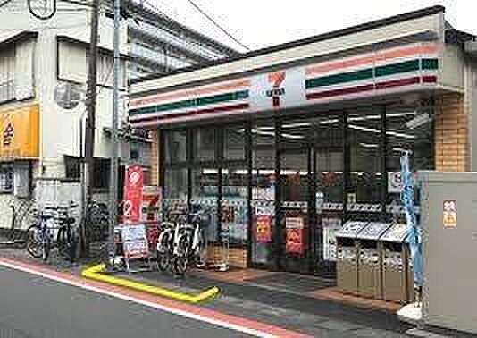 セブンイレブン幕張駅前店まで809m