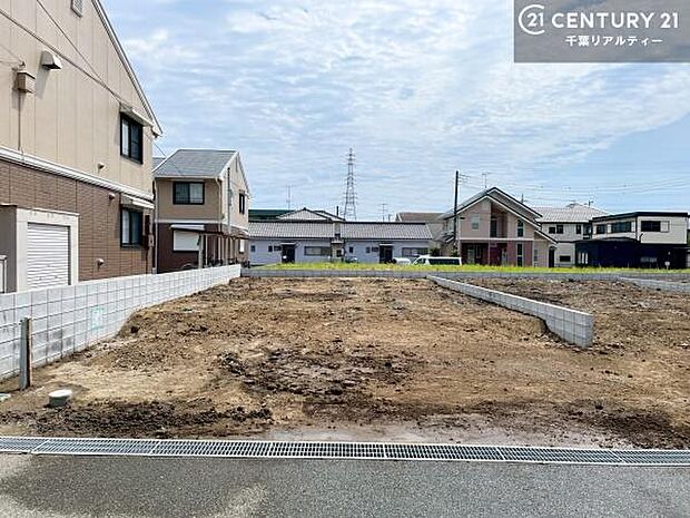物件探しのご条件・ご要望・ご質問など、何なりと弊社スタッフまでお申し付けください!不動産に関することなら、どのようなことでも誠心誠意対応させて頂きます。