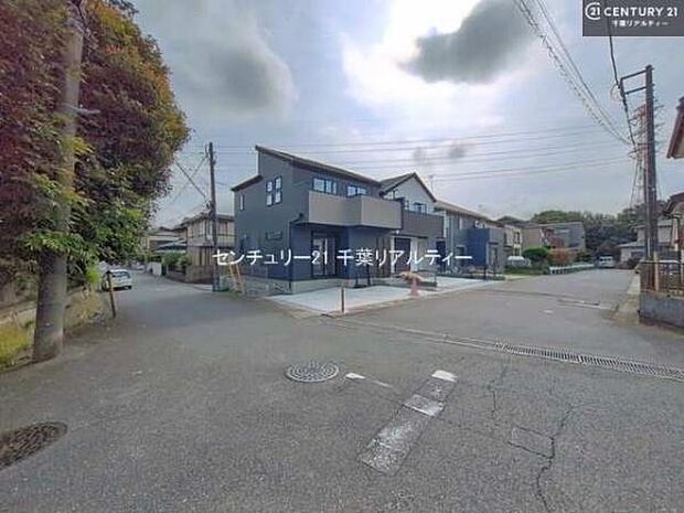 周辺環境や、お客様のご希望に合った物件も一緒にご案内を致します。住宅ローンアドバイザーによるご相談も承ります。当社はお問い合わせに即対応します！お待たせしません！