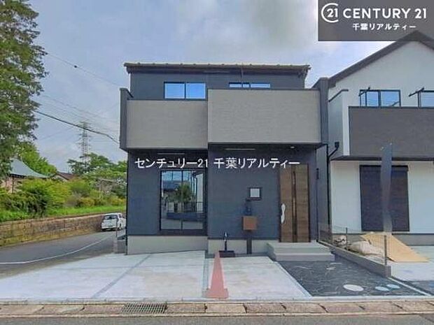 物件探しのご条件・ご要望・ご質問など、何なりと弊社スタッフまでお申し付けください！不動産に関することなら、どのようなことでも誠心誠意対応させて頂きます。