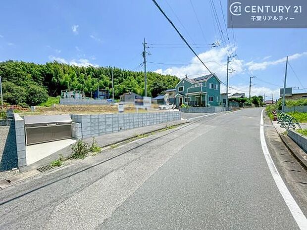 周辺環境や、お客様のご希望に合った物件も一緒にご案内を致します。住宅ローンアドバイザーによるご相談も承ります。当社はお問い合わせに即対応します！お待たせしません！